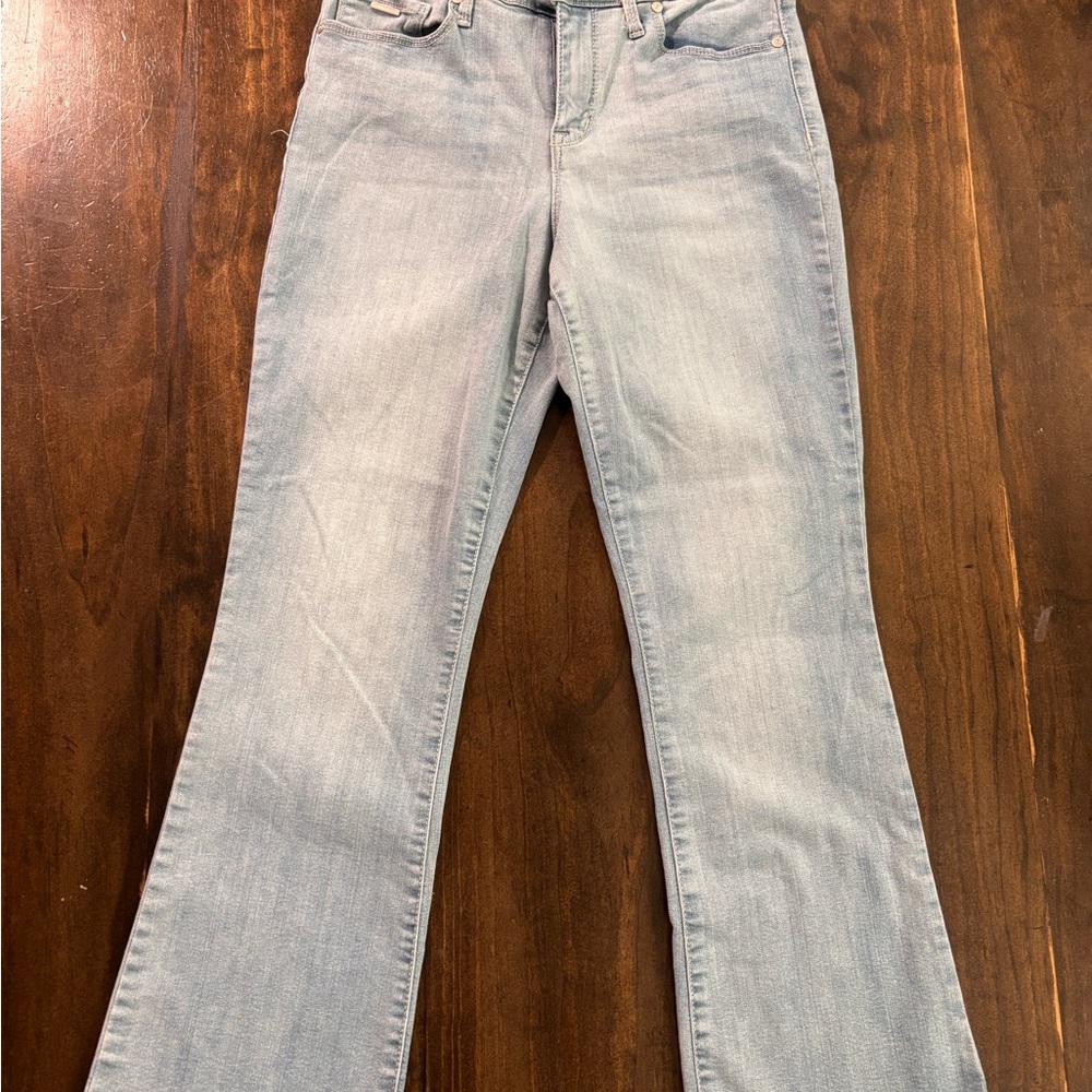 Nine West Light Blue Cropped Jeans with Frayed Hem